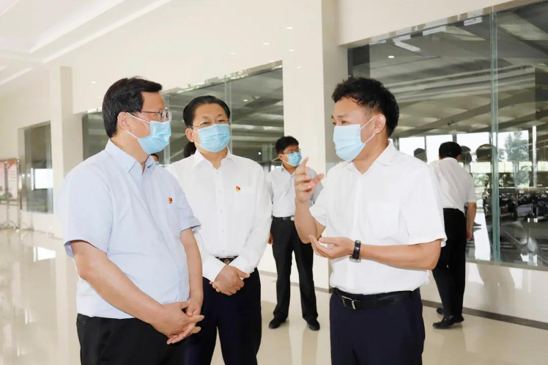 快訊 | 河南省委常委、省紀委書記、省監委主任任正曉蒞臨花花牛乳業集團新蔡瑞亞牧場調研