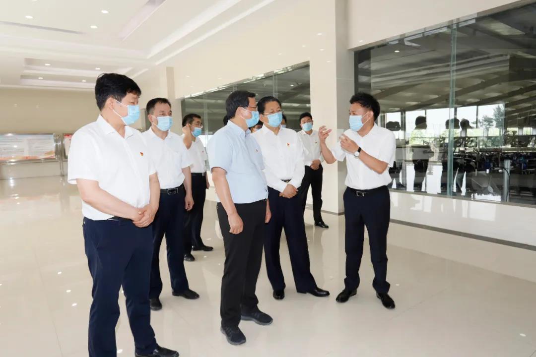 快訊 | 河南省委常委、省紀委書記、省監委主任任正曉蒞臨花花牛乳業集團新蔡瑞亞牧場調研