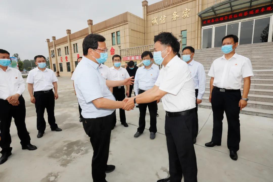 快訊 | 河南省委常委、省紀委書記、省監委主任任正曉蒞臨花花牛乳業集團新蔡瑞亞牧場調研